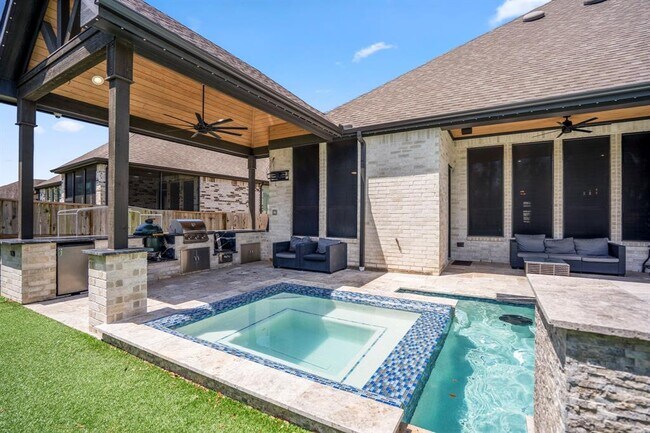 Building Photo - 2618 Coastal Trl