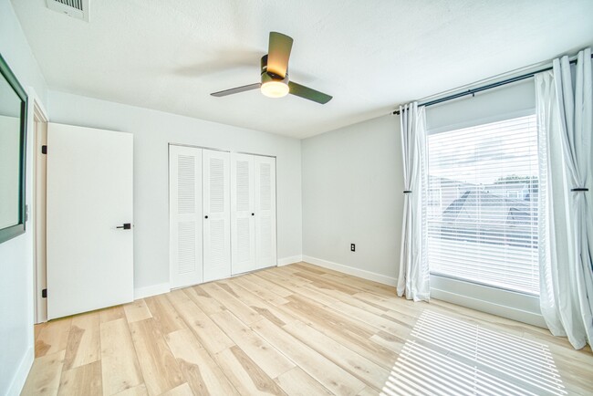 Building Photo - 11912 Cypress Hill Cir