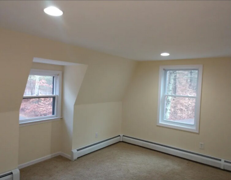Building Photo - 19 Hawksbill Way