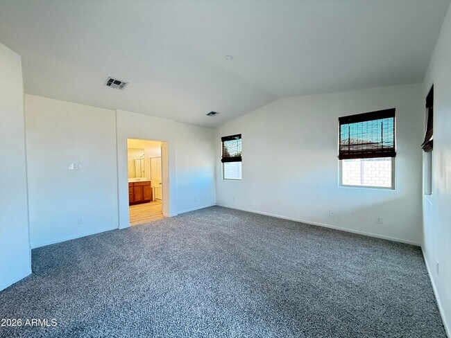 Building Photo - 2372 E Dust Devil Dr