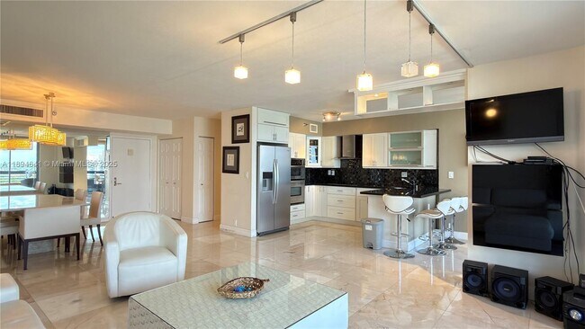 Building Photo - 3530 Mystic Pointe Dr