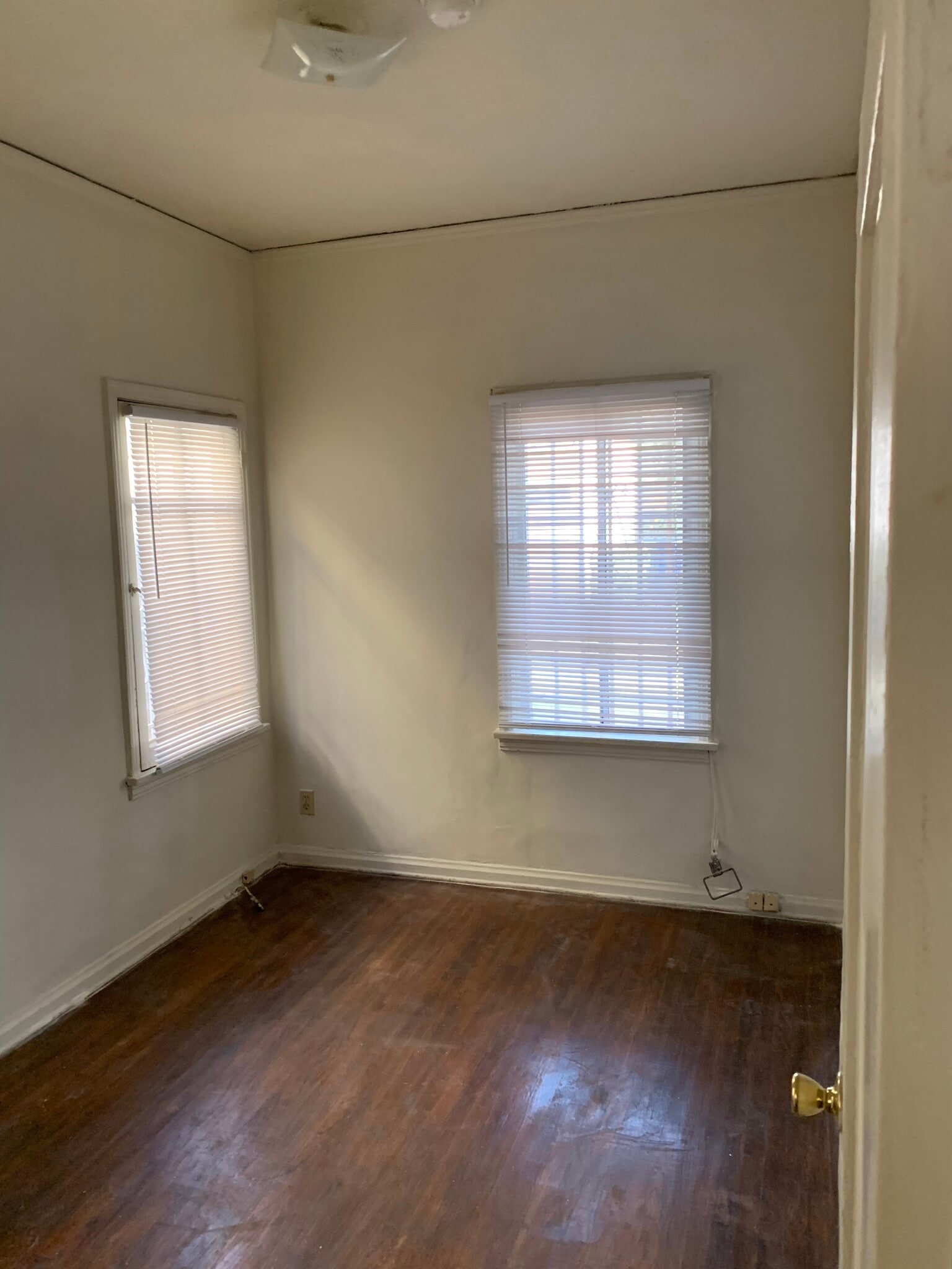 Downstairs Bedroom/Office - 822 S Curson Ave