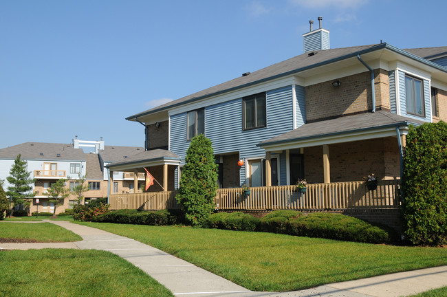 Building Photo - Peach Street Village