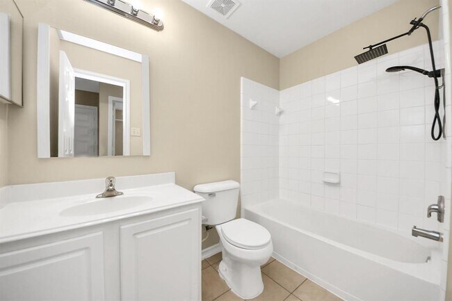 Building Photo - 8763 Thistlemoor Ln