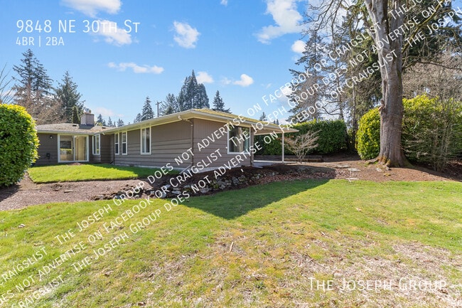 Building Photo - 9848 NE 30th St