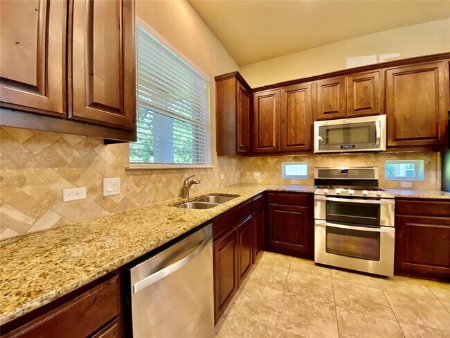 Building Photo - 12437 Gray Camlet Ln