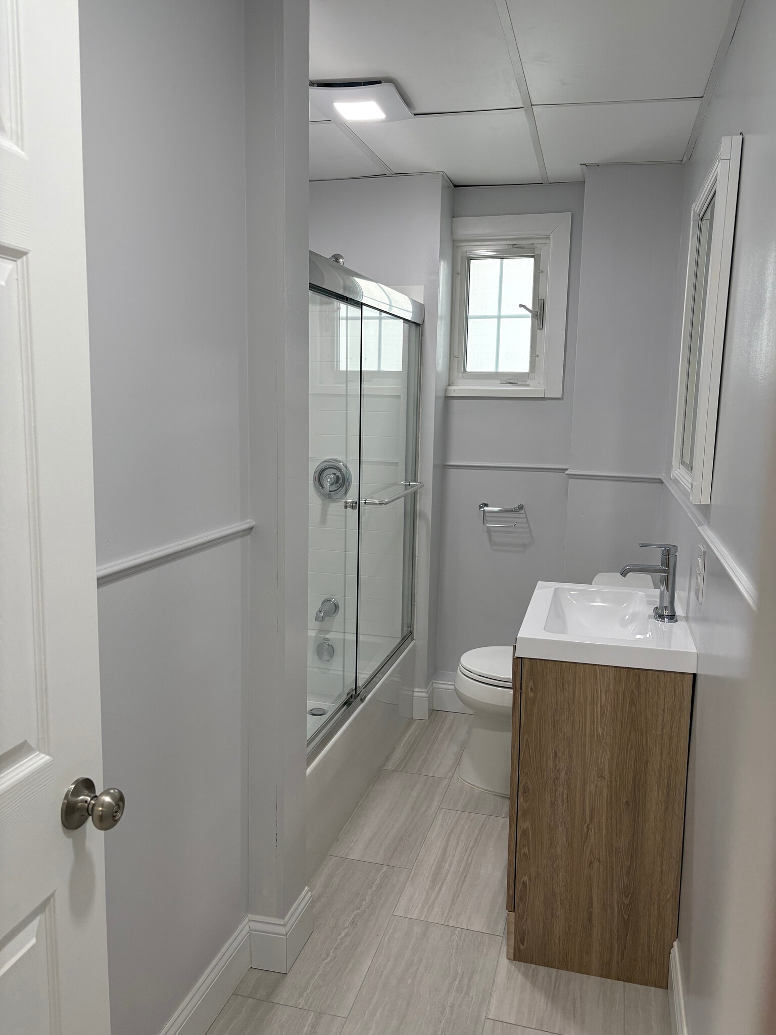 Bathroom - 24 middle st