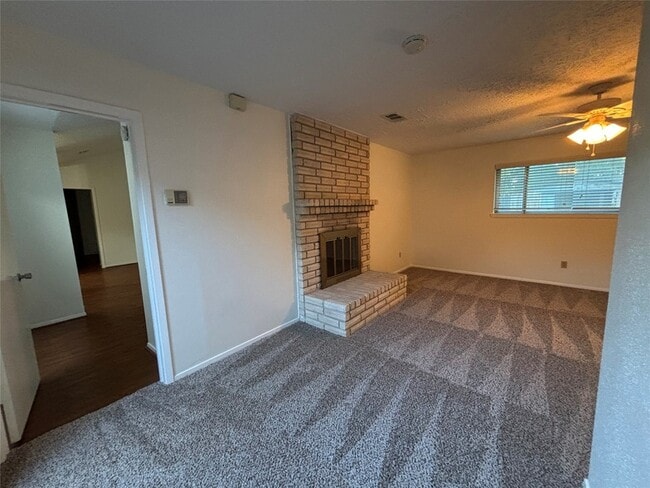 Building Photo - 12614 Campos Dr