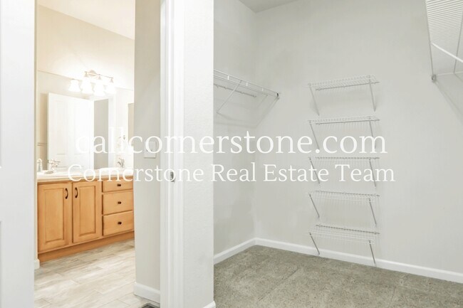 Building Photo - 7676 Sniktau Point