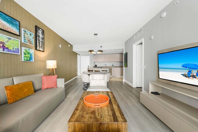 Building Photo - 4111 S Ocean Dr