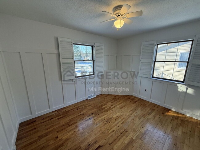 Building Photo - 2540 Ancient Dr SW