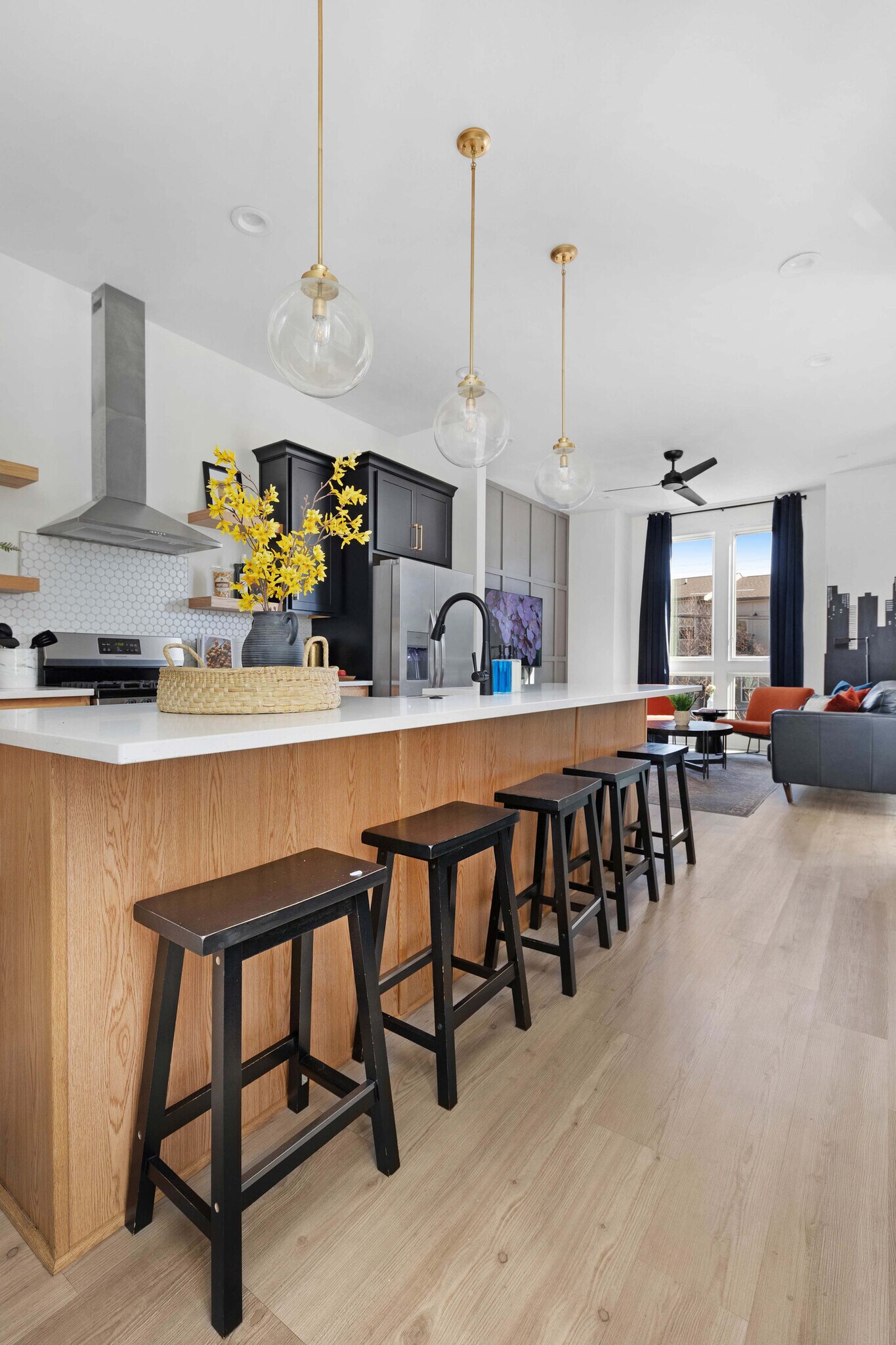 Building Photo - 913 Ramsey St