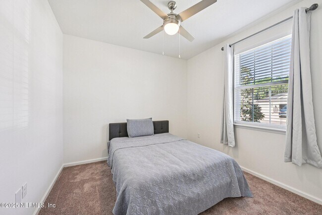 Building Photo - 2616 Windsor Lks Wy