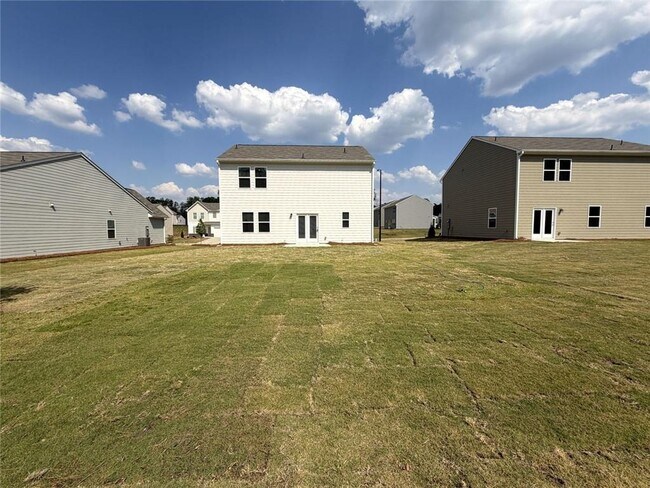 Building Photo - 199 Champions Blvd