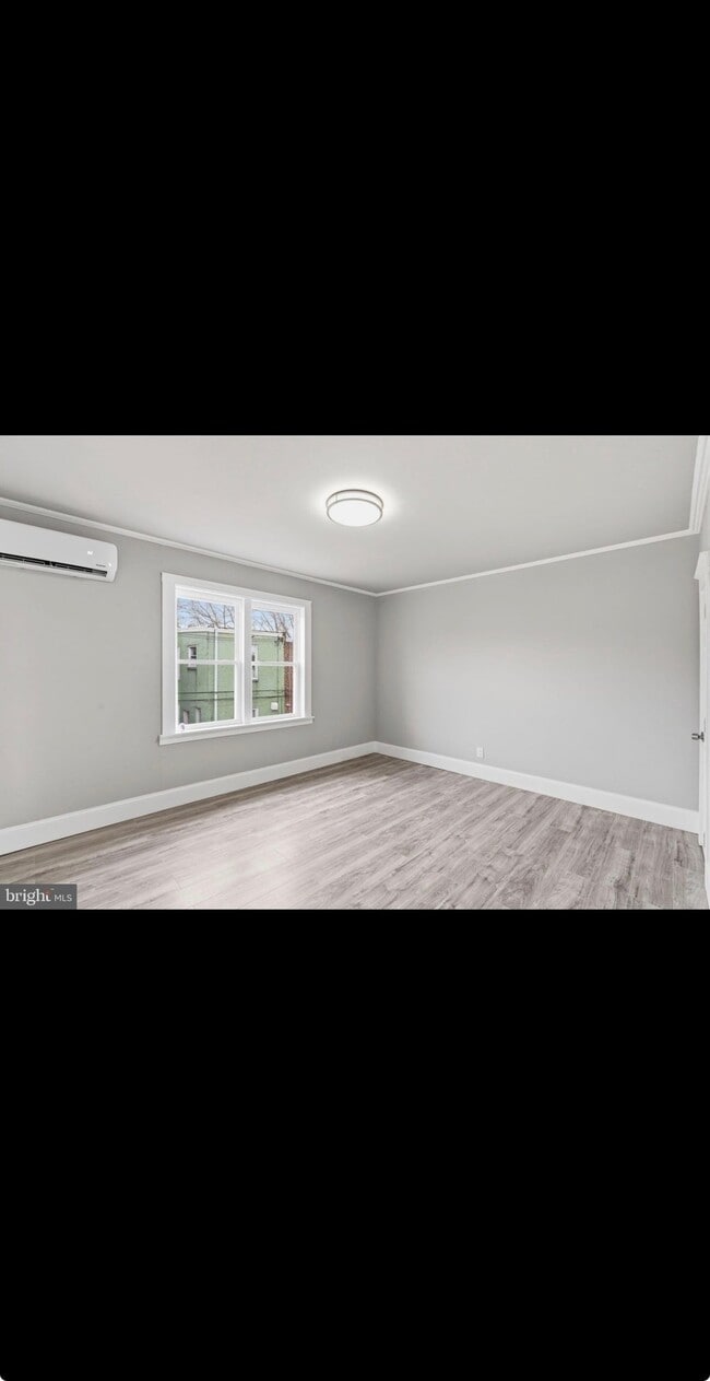 Building Photo - 6617 Rutland St