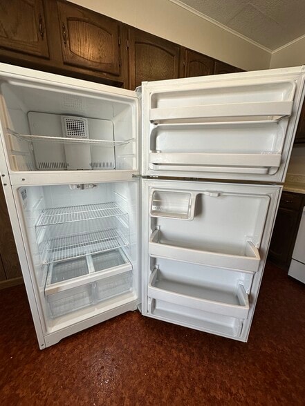 Kitchen - 1366 3rd Ave