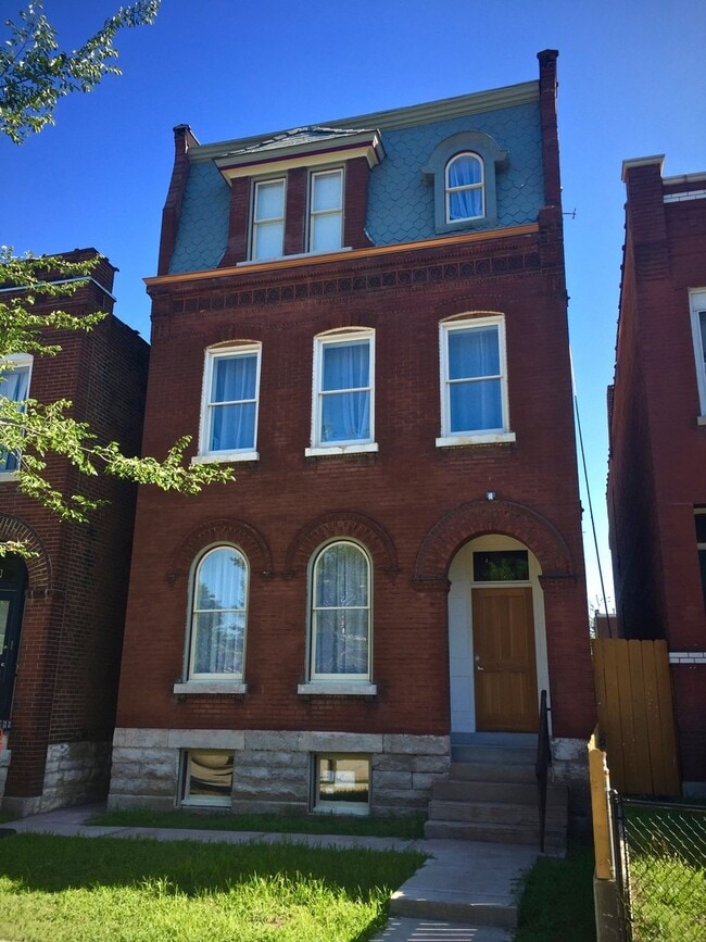 Building Photo - 4345 Arco Ave