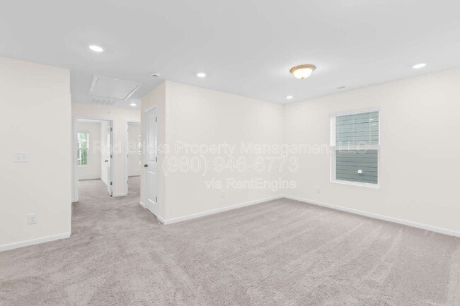 Building Photo - 7145 Bentz St