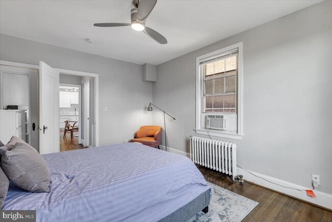 Building Photo - 1301 Longfellow St NW