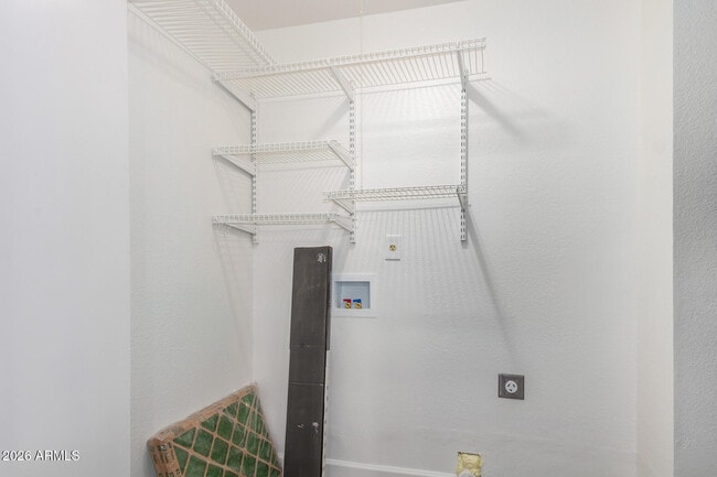 Building Photo - 4902 W Joyce Cir