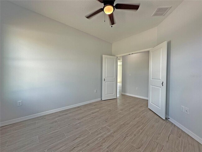 Building Photo - 13565 Jeronimo Ln