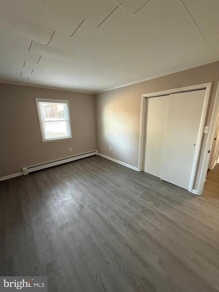 Building Photo - 304 Walnut St