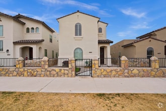 Building Photo - 4567 Marisabel Azcarate St