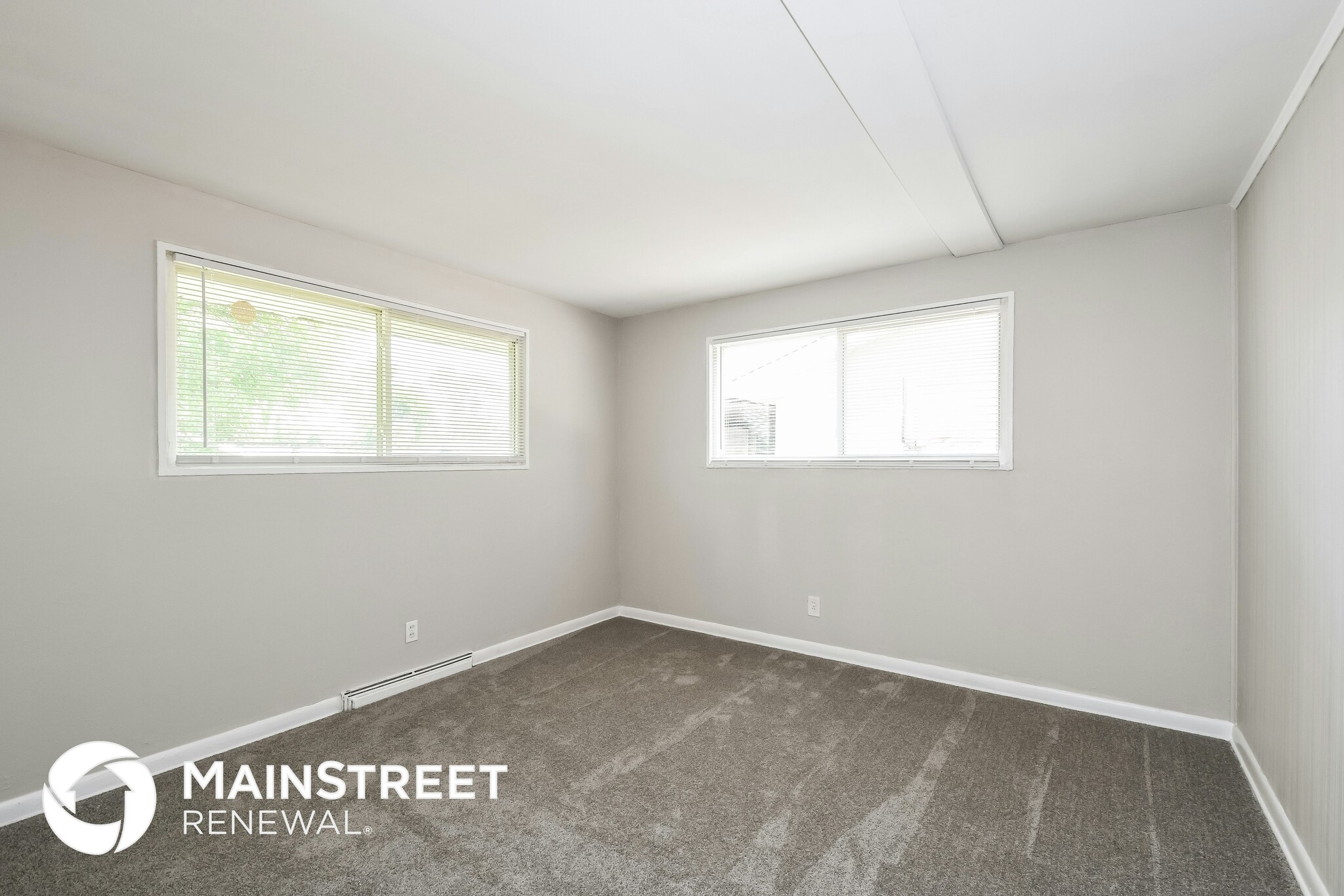 Building Photo - 9839 Monarch Dr