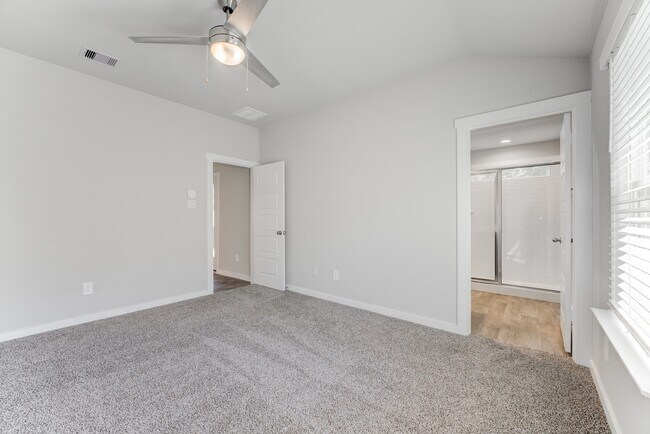 Building Photo - 2824 Wingmore Ln