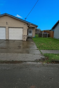 Building Photo - 510-01 Bayne