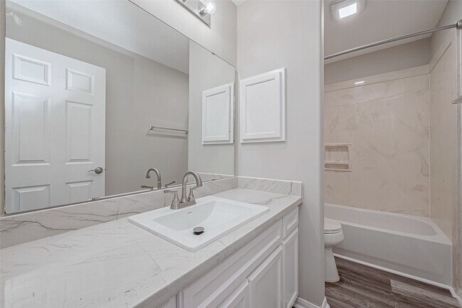 Building Photo - 8714 Garrett St