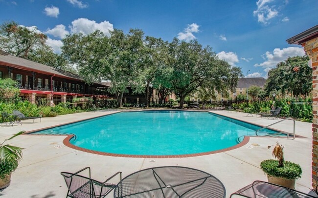 Building Photo - 5208 Arboles Dr