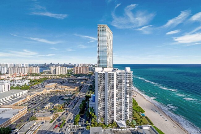 Building Photo - 16699 Collins Ave