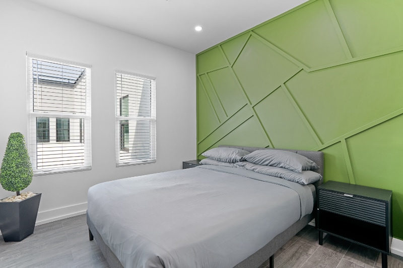 Building Photo - 935 S Howard Ave