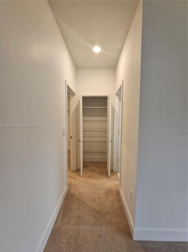 Building Photo - 4578 SW 174th Ave