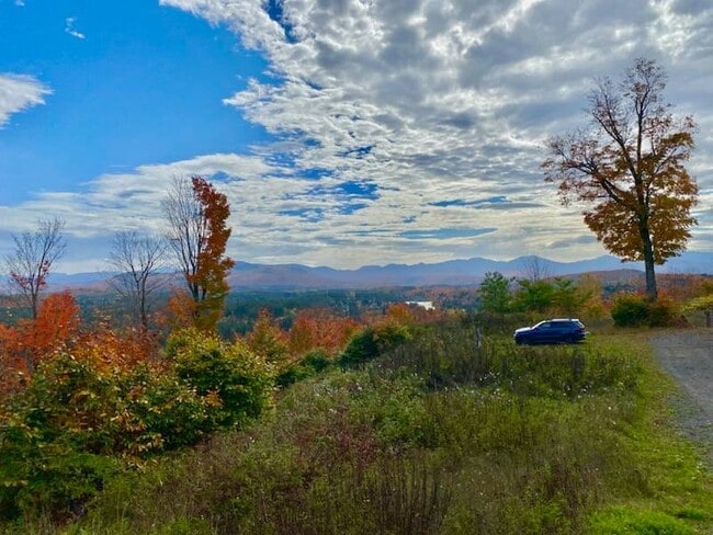 Building Photo - 63 Palisade Park Way