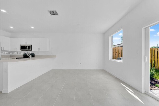 Building Photo - 12168 SW 268th St