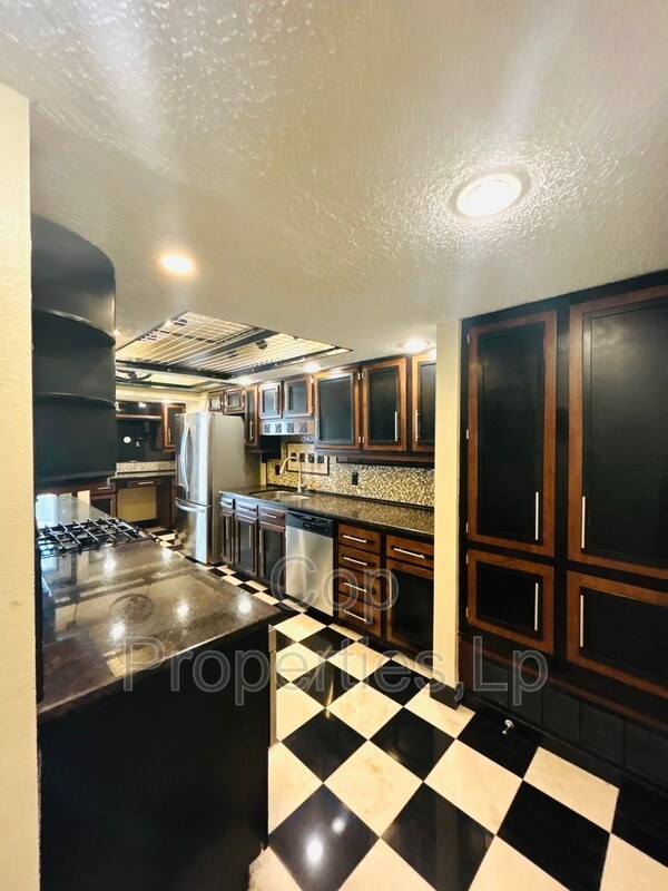Building Photo - 7123 Thrush View Ln