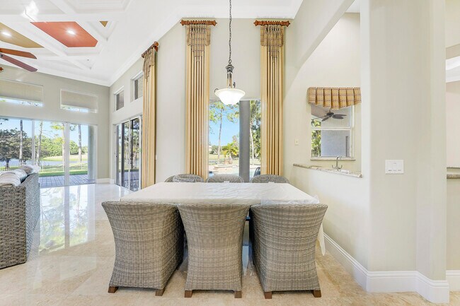 Building Photo - 11985 Carnegie Pl