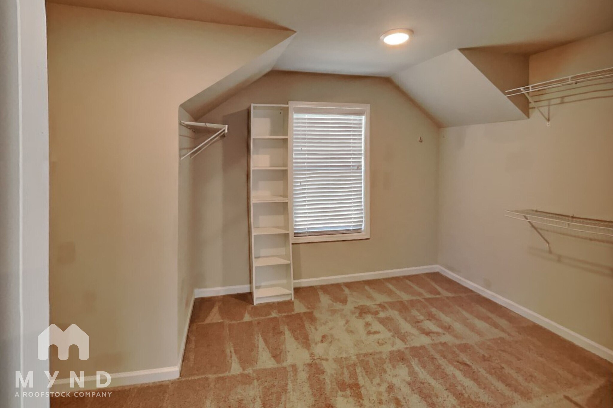 Building Photo - 1030 Brading Pl