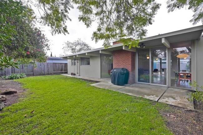 Building Photo - 4BD/2BA Cupertino Gem with Modern Upgrades!