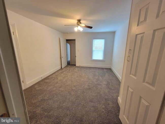 Building Photo - 1138 Lehigh St