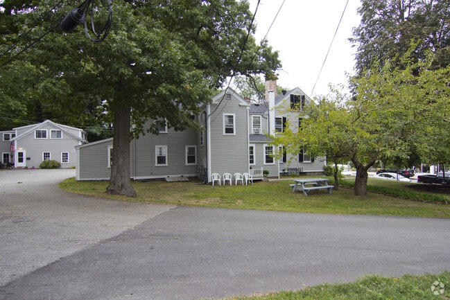 Building Photo - 105 North St