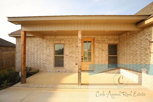 Building Photo - Luxury, new construction 3 bed, 2 bath home includes washer and dryer - Brookland!!