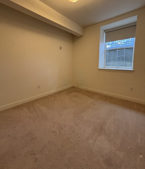 Building Photo - 591 Terrace Park