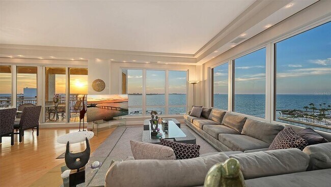 Building Photo - 35 Watergate Dr