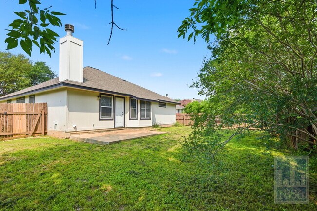 Building Photo - 1006 Buttercup Ct