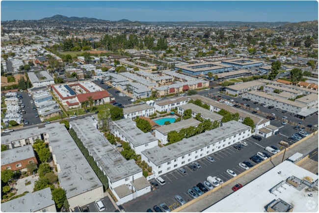 Building Photo - The Arches Apartments