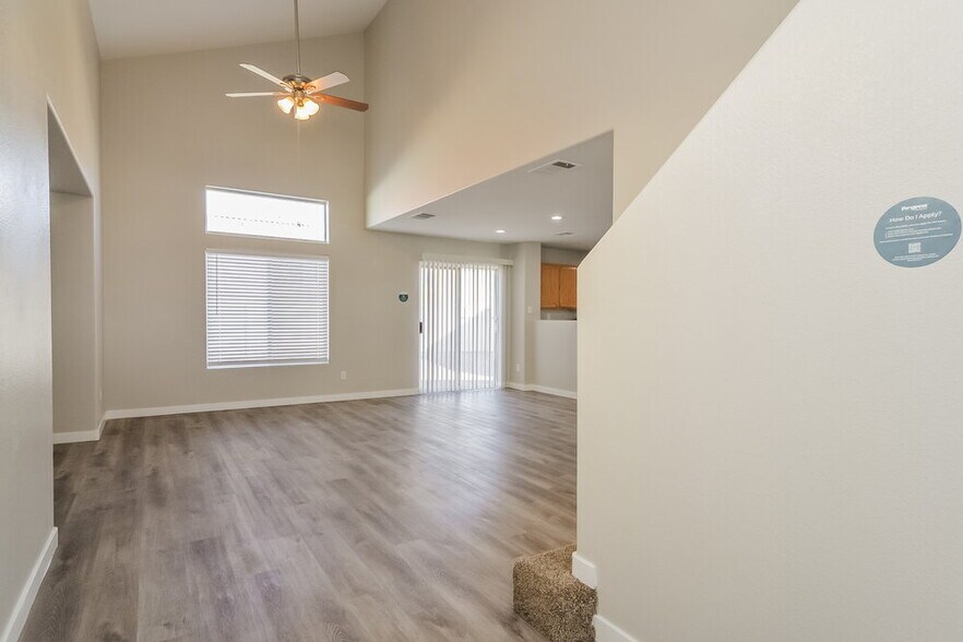 Building Photo - 2712 Morning Break Ct