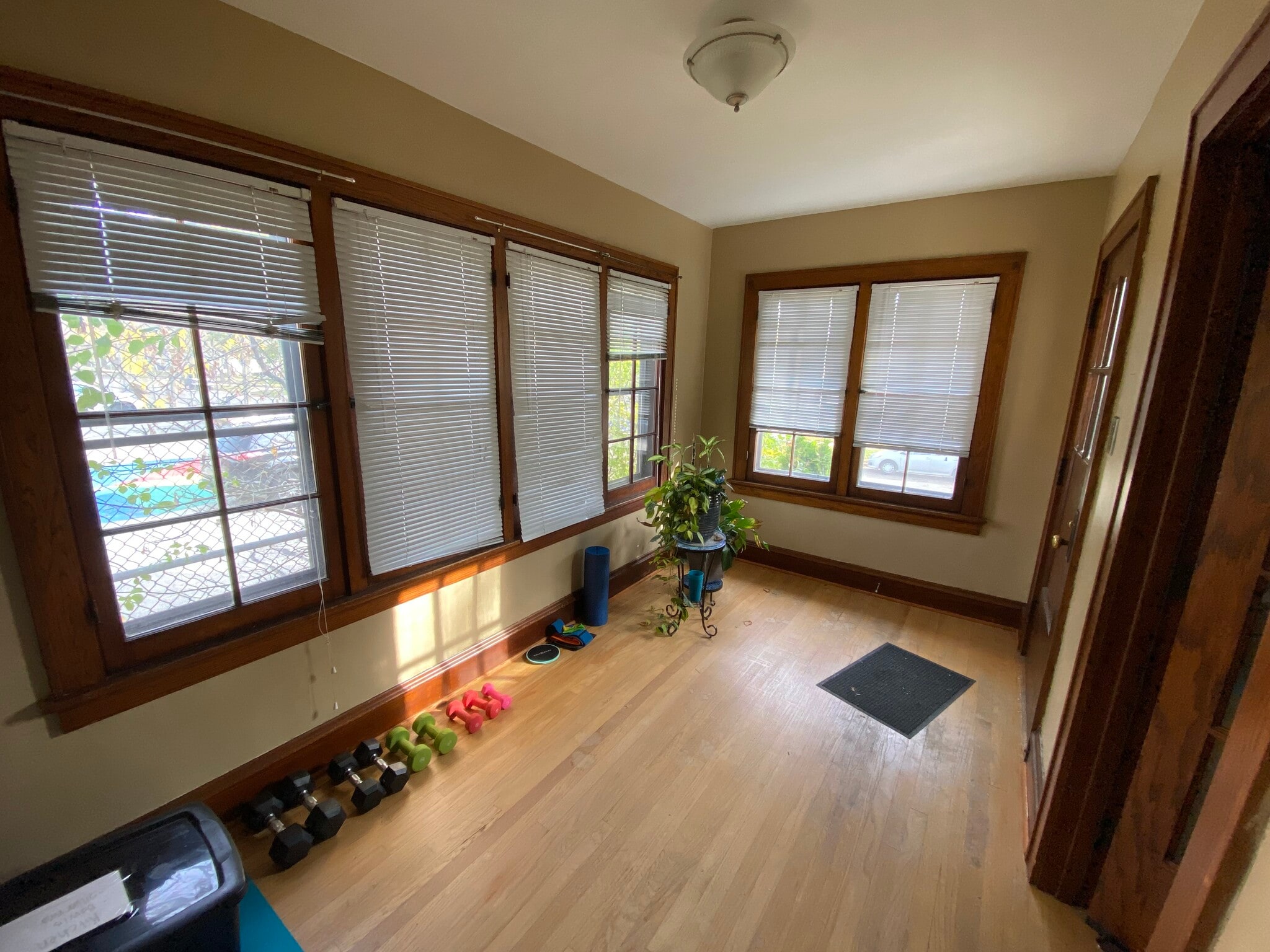 Foyer/Sunroom - 2143 N 67th St